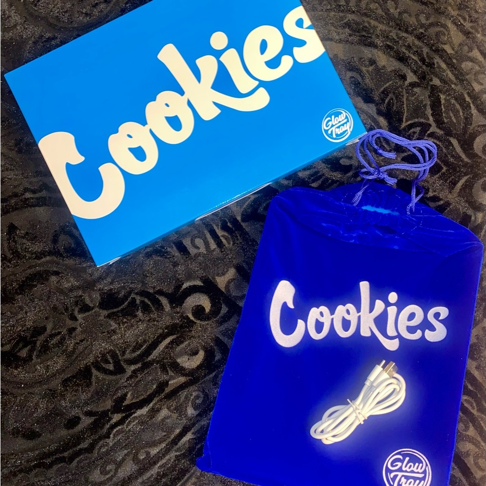 Cookies Glow Tray Set with Cable